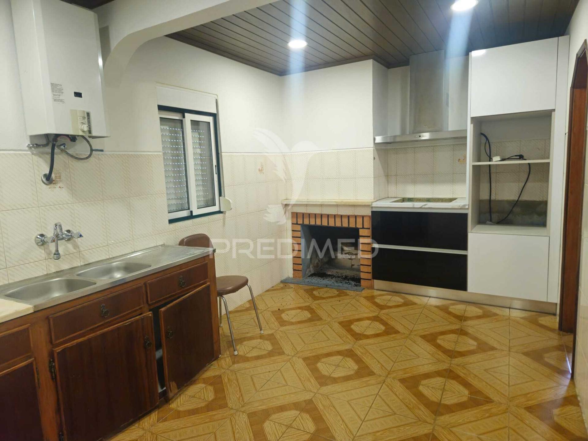 Moradia t3 pronta a habitar