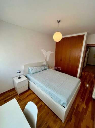 Vende-se apartamento t2 mobilado em leça da palmeira - 1º linha do mar