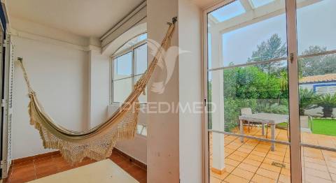 Moradia t3 charmosa com espaço exterior em ferragudo