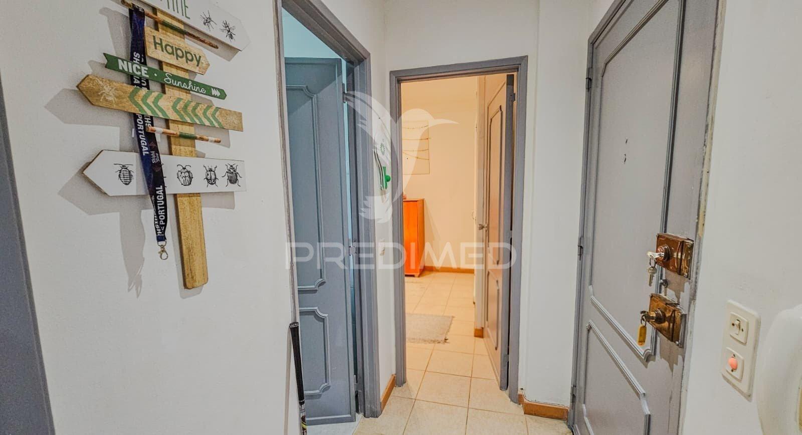 Apartamento t1 , avenida 25 de abril, portimão