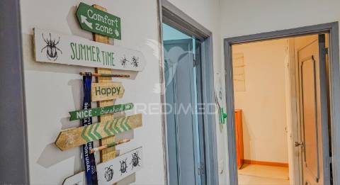 Apartamento t1 , avenida 25 de abril, portimão