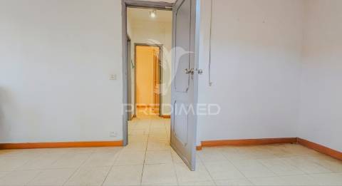 Apartamento t1 , avenida 25 de abril, portimão