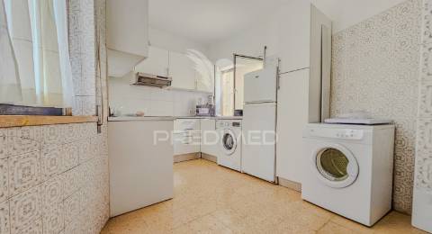 Apartamento t1 , avenida 25 de abril, portimão