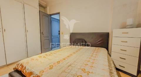 Apartamento t1 , avenida 25 de abril, portimão