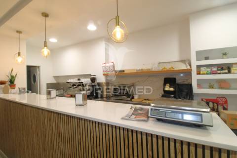 Trespasse de café e salão de chá em ermesinde