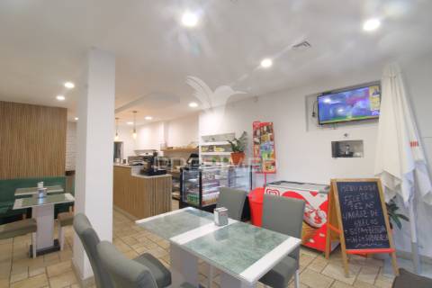 Trespasse de café e salão de chá em ermesinde