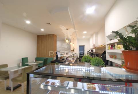 Trespasse de café e salão de chá em ermesinde