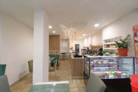 Trespasse de café e salão de chá em ermesinde