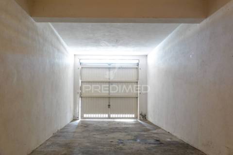 Apartamento t3 em rossio ao sul do tejo – abrantes.