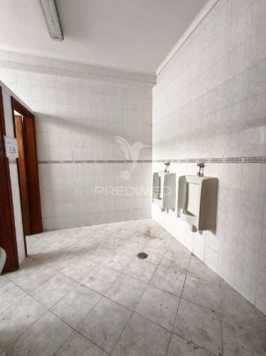 Armazém zona industrial de oiã