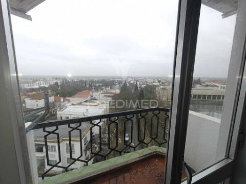 Apartamento t2 no centro de beja com vista sobre a planície alentejana
