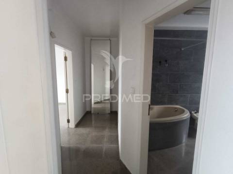 Apartamento t2 no centro de beja com vista sobre a planície alentejana