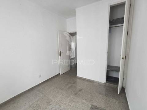 Apartamento t2 no centro de beja com vista sobre a planície alentejana