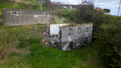 Terreno para construção com 1095 m2 no caniço