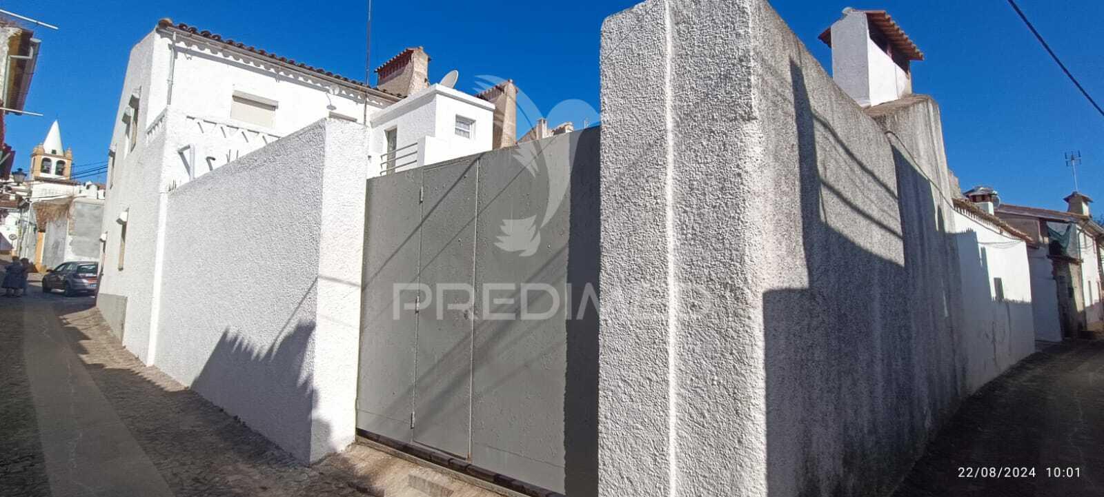 Casa no centro histórico de nisa