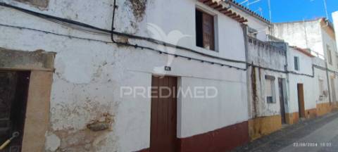 Casa no centro histórico de nisa