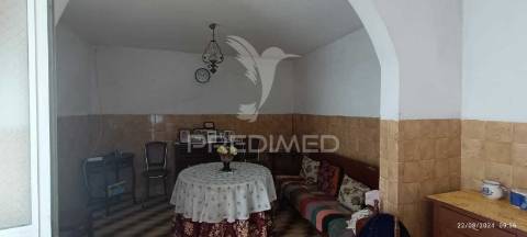 Casa no centro histórico de nisa