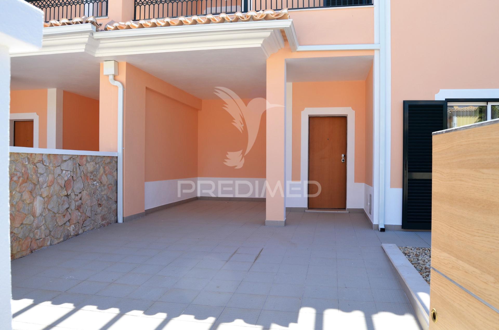 Moradia v3+1 na quinta dos vales algoz