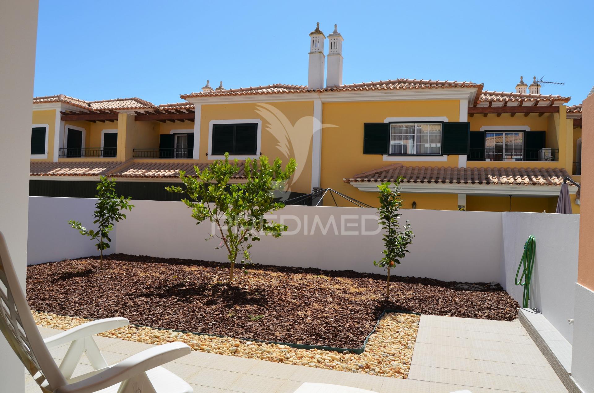 Moradia v3+1 na quinta dos vales algoz