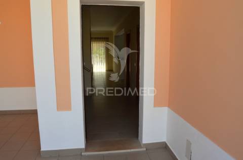 Moradia v3+1 na quinta dos vales algoz