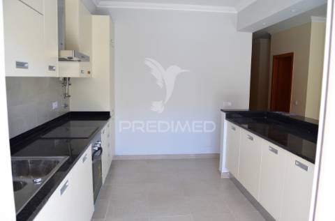 Moradia v3+1 na quinta dos vales algoz