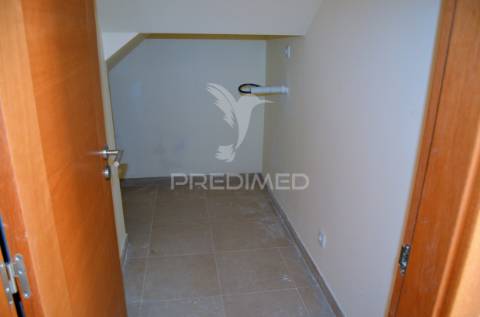 Moradia v3+1 na quinta dos vales algoz