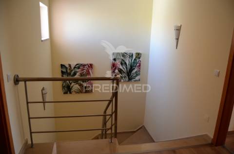 Moradia v3+1 na quinta dos vales algoz