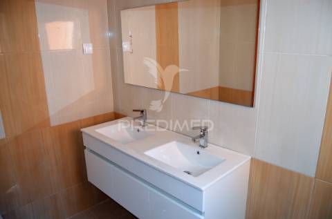 Moradia v3+1 na quinta dos vales algoz