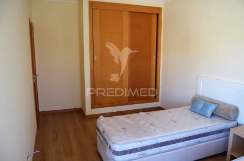 Moradia v3+1 na quinta dos vales algoz