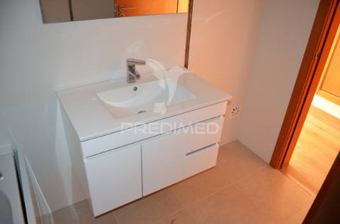 Moradia v3+1 na quinta dos vales algoz