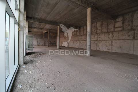 Pavilhão para arrendamento em azurém – guimarães