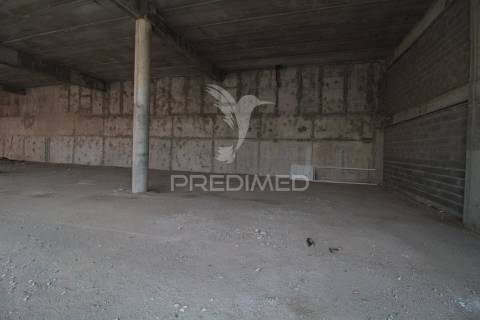 Pavilhão para arrendamento em azurém, guimarães - 470 m2