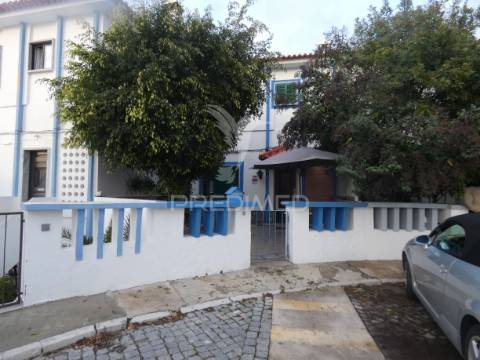 Moradia t3 com quintal