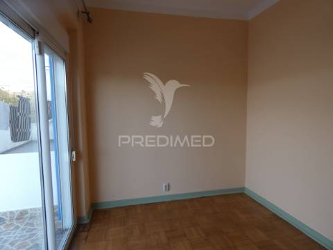 Moradia t3 com quintal