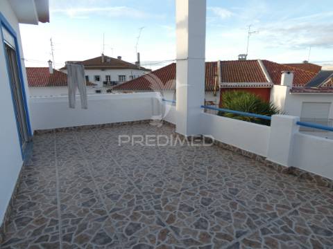 Moradia t3 com quintal