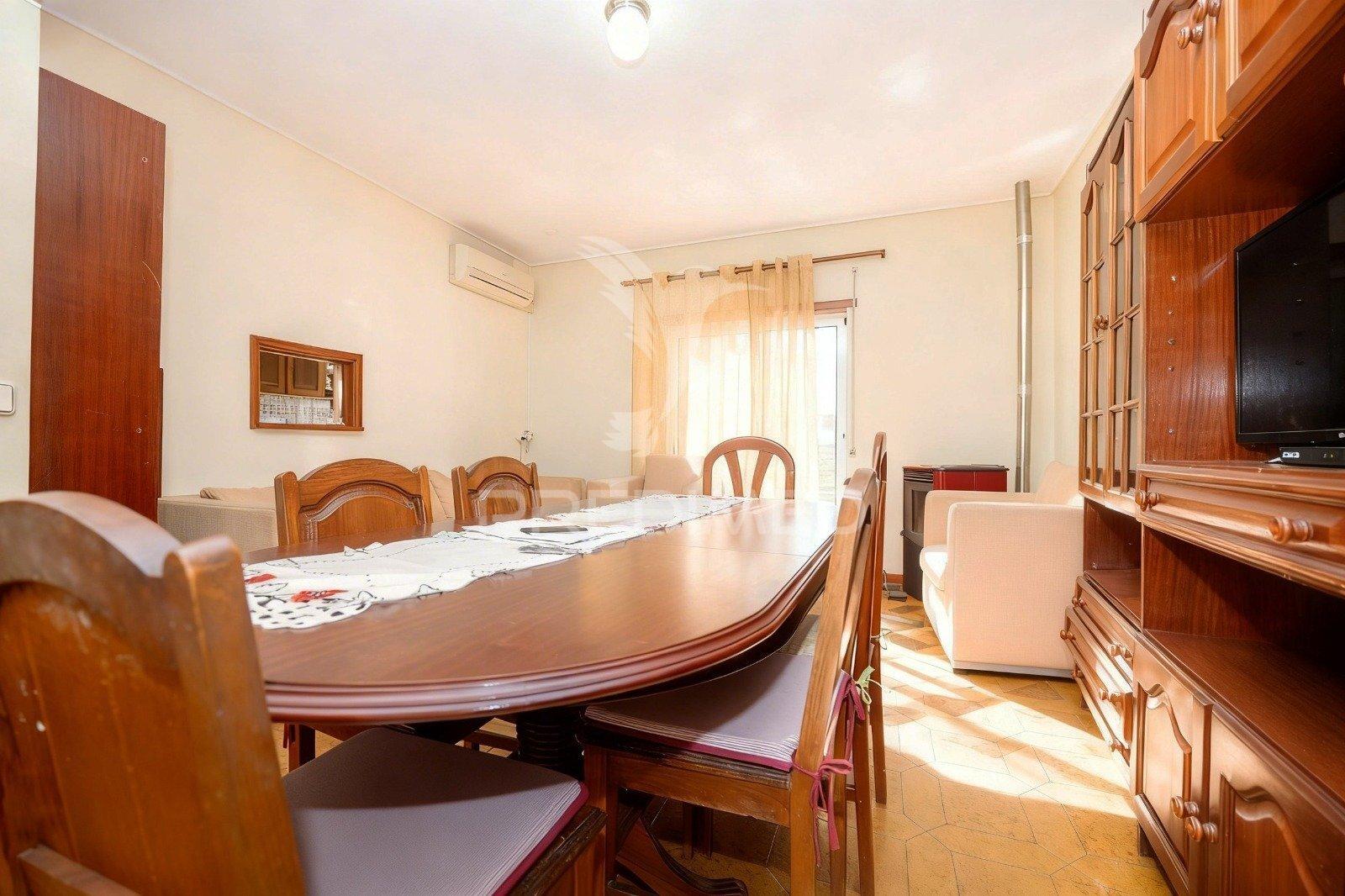 Encontre o seu espaço...fantástico apartamento t2+1