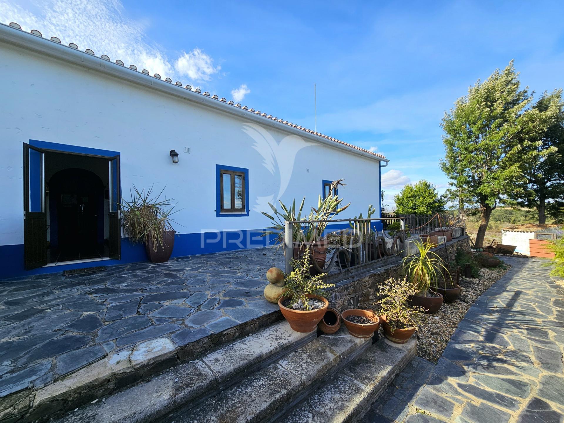 Propriedade de charme no alentejo, castro verde