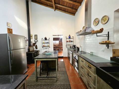 Propriedade de charme no alentejo, castro verde