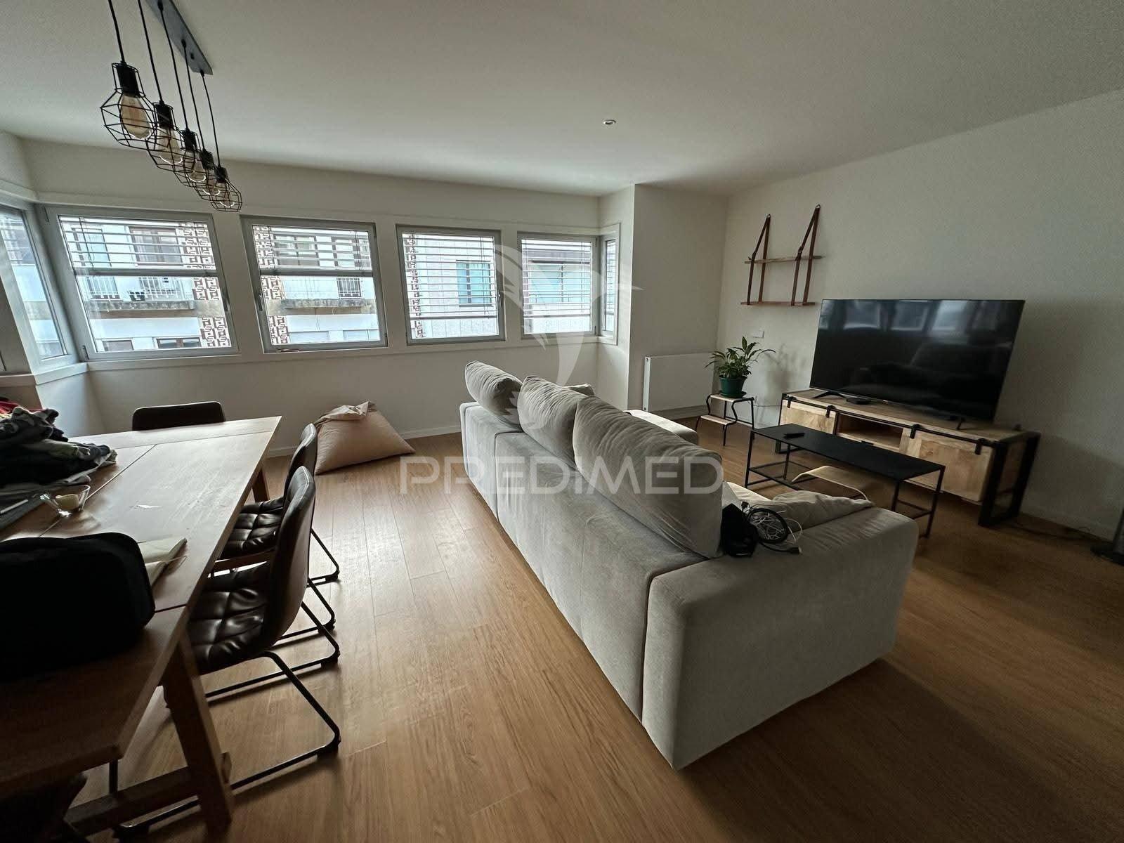 Apartamento t2 moderno à venda no porto