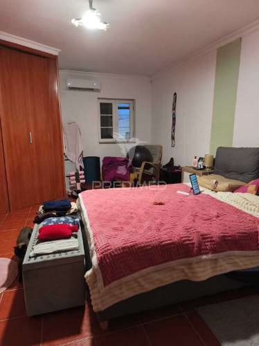 Moradia t3 com jardim e horta em santa eulália – elvas