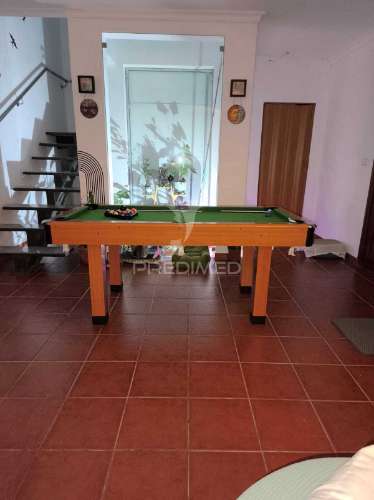 Moradia t3 com jardim e horta em santa eulália – elvas