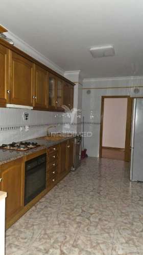 Apartamento t3 em alcobaça!