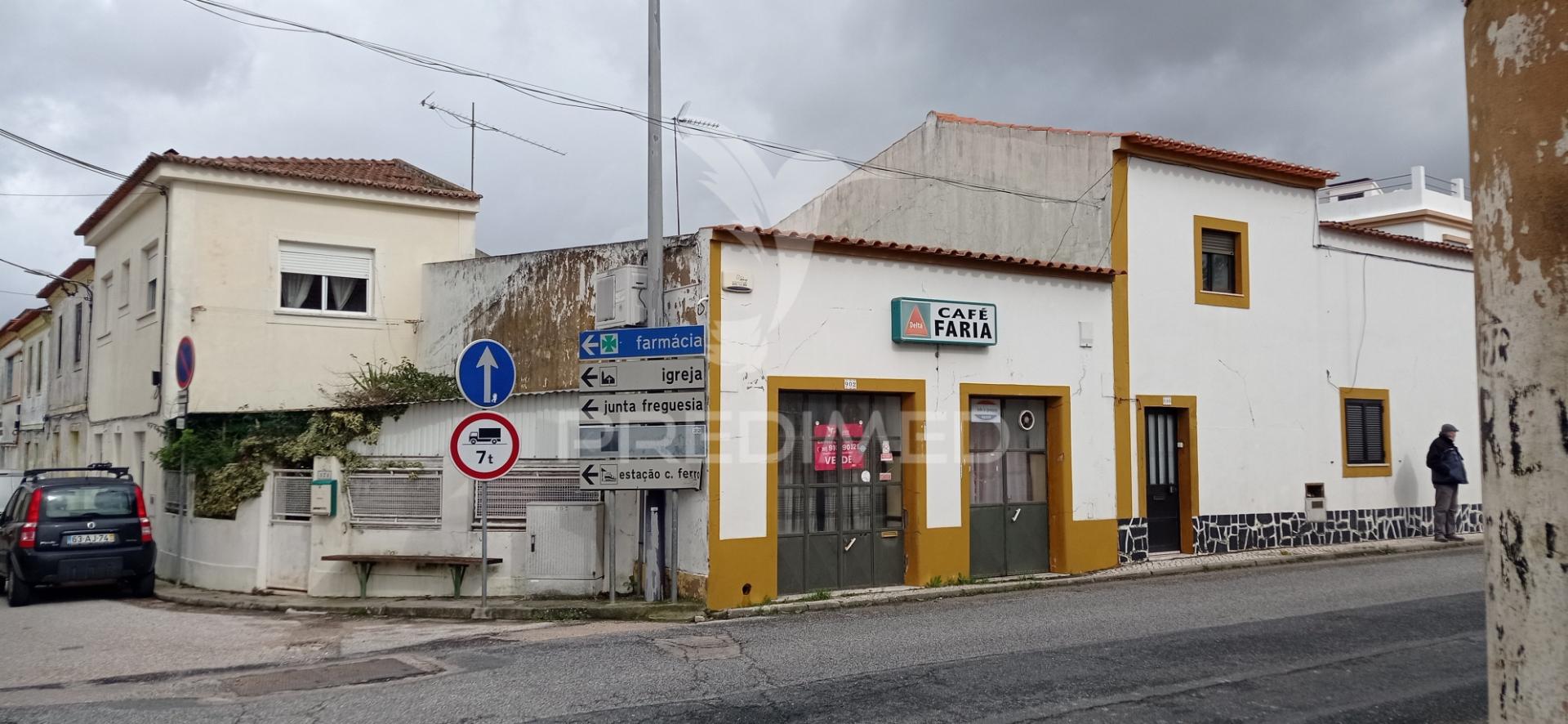 Imóvel p/ comércio/serviços, tramagal