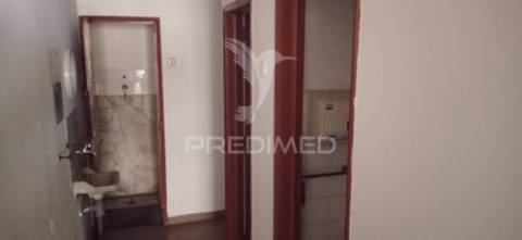 Imóvel p/ comércio/serviços, tramagal