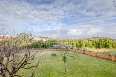 T1+1 garagem fechada e arrumos ( vilar do andorinho)