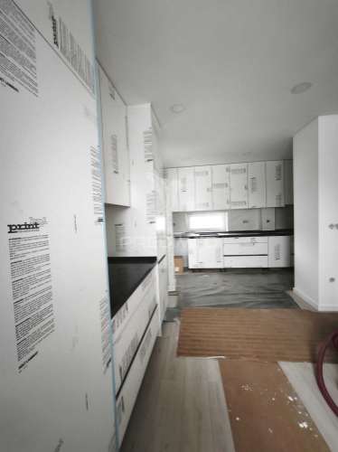 Moradia t2 totalmente remodelada com jardim e garagem