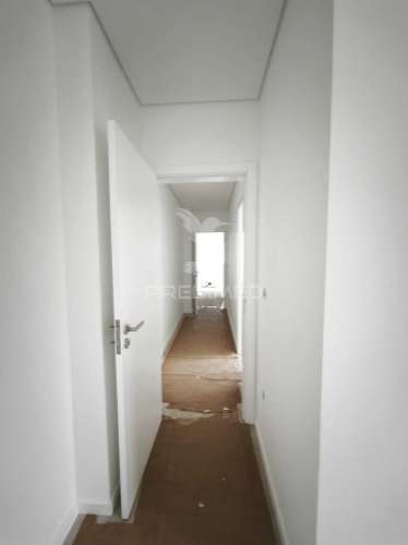 Moradia t2 totalmente remodelada com jardim e garagem