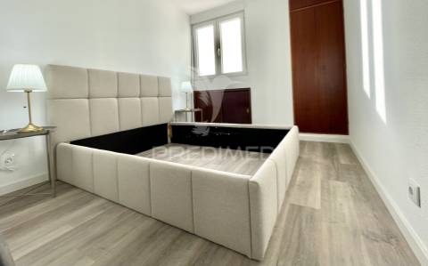 T2+1 em quarteira renovado