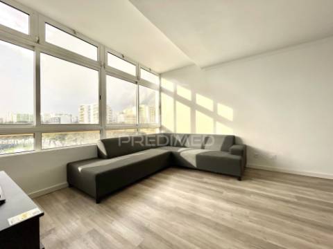 T2+1 em quarteira renovado