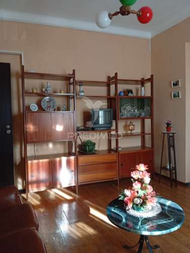 Moradia rc e 1º andar com quintal